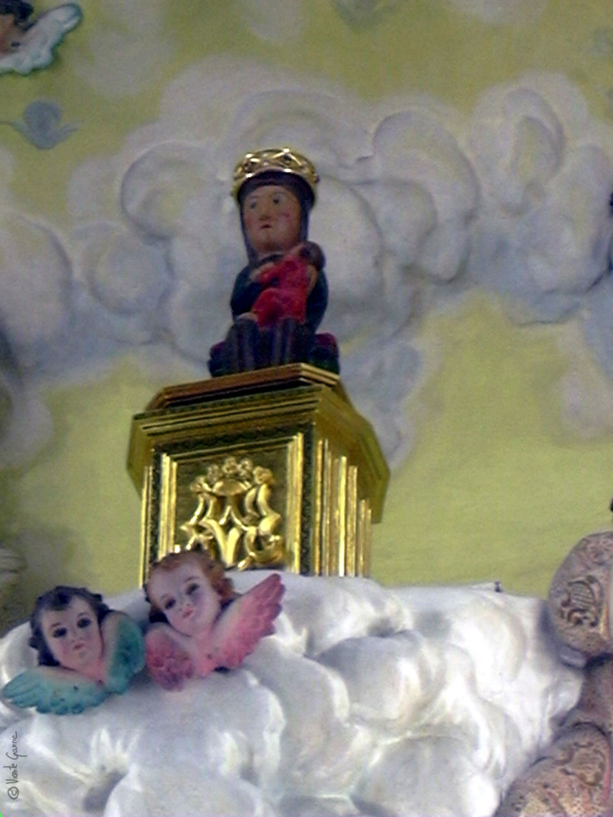 Mare de Déu del Rebollet en su camarín
